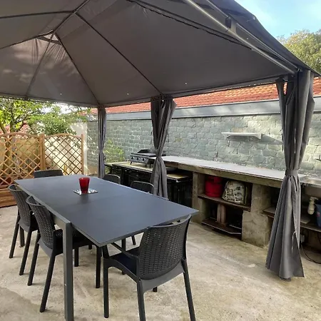 Duplex 4br - 1,5km - Wifi/vod - Aircond * 비아히쯔