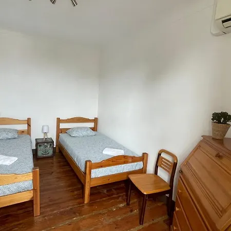 Duplex 4br - 1,5km - Wifi/vod - Aircond * Μπιαρίτζ